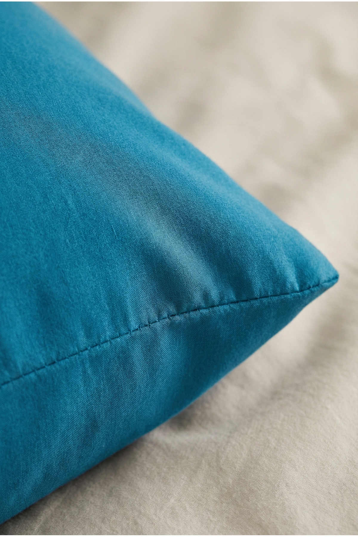 NESCO Dolgun Yan Yatış Hamile Yastığı Ve Dekoratif Uzun Yastık 50x150 Çift Kişilik Yatak Yastığı- 2200gr fotoğrafı 4 (önizleme)