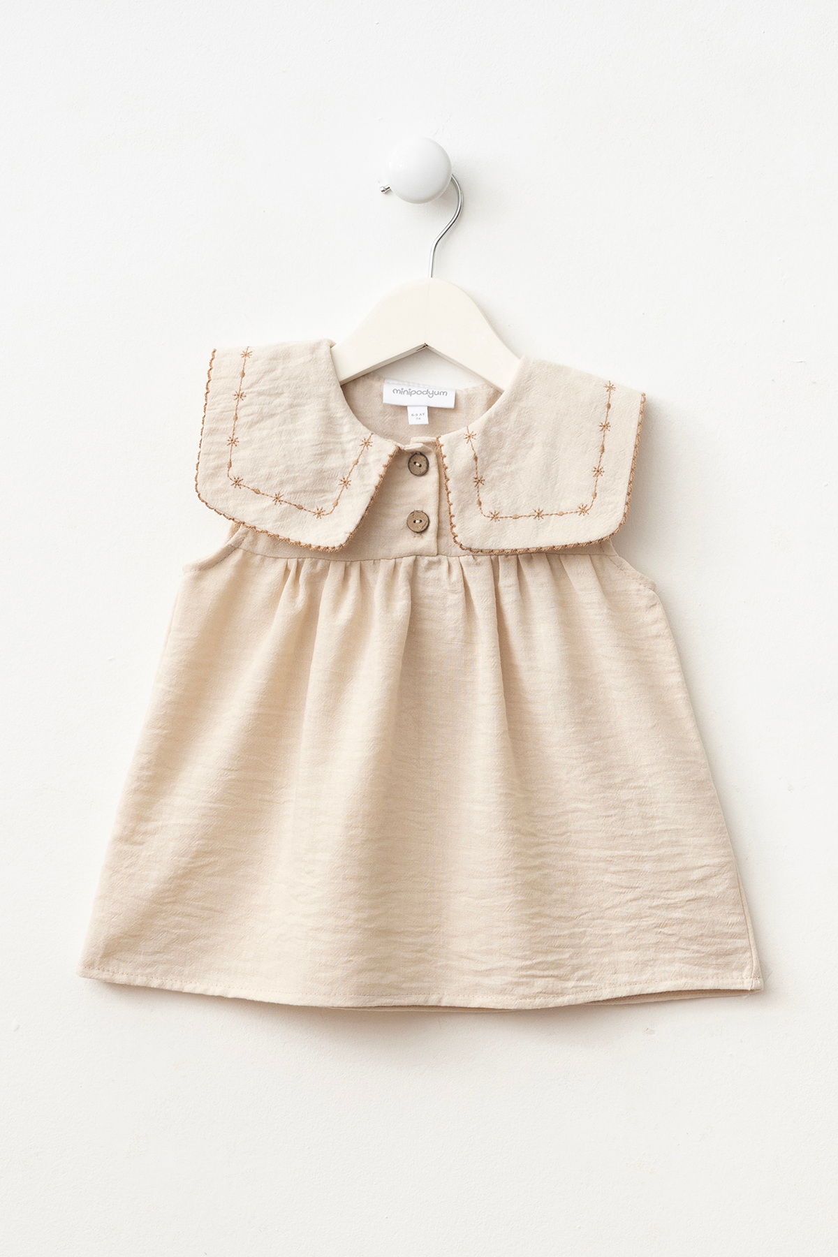 Minipodyum Kız Bebek Yakası Nakışlı Çantalı Bayramlık Keten Elbise fotoğrafı 3 (önizleme)