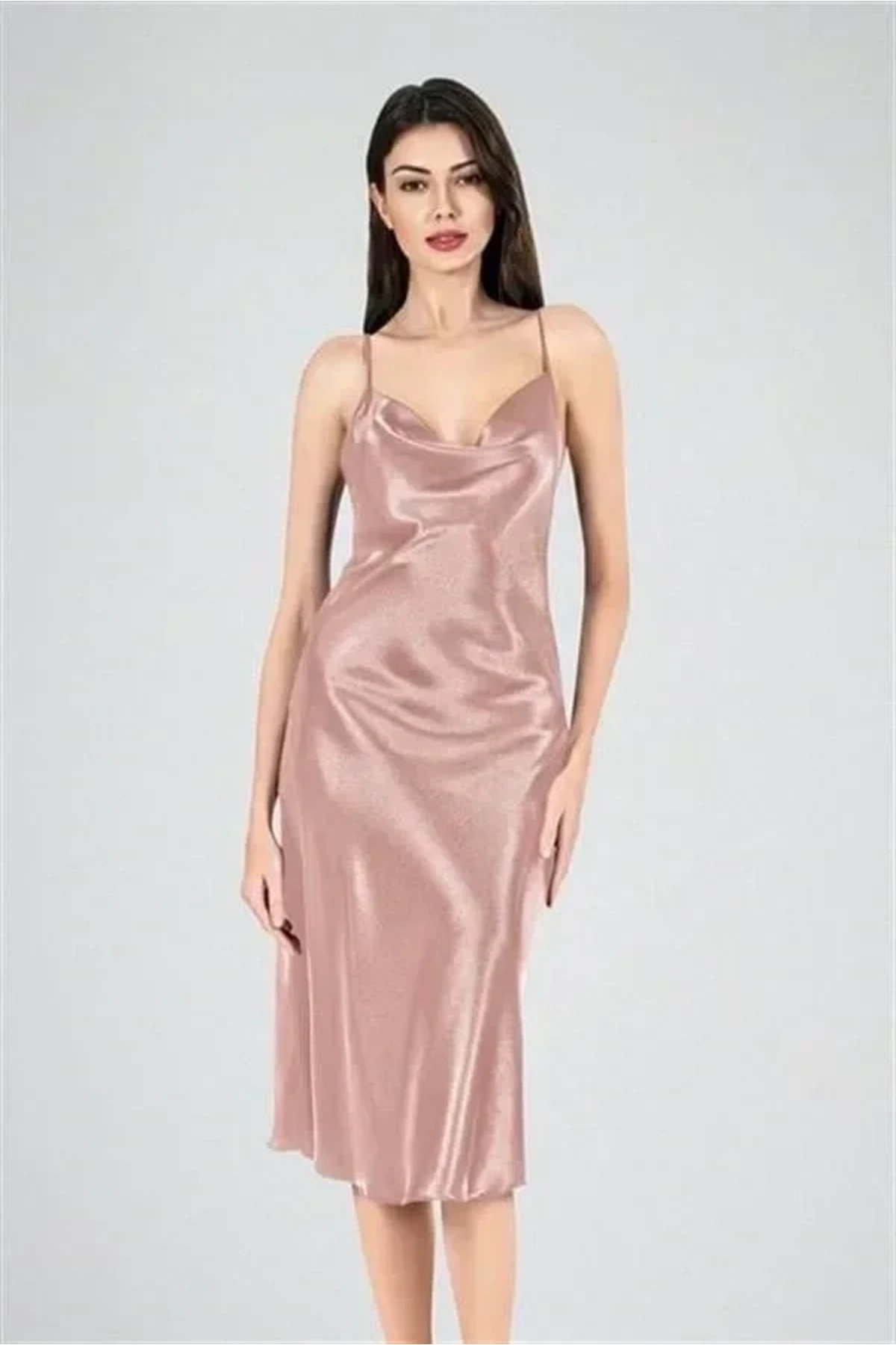 Genel Markalar ÖZEL TASARIM KISA GECELİK DEGAJE YAKA VİZON 7740