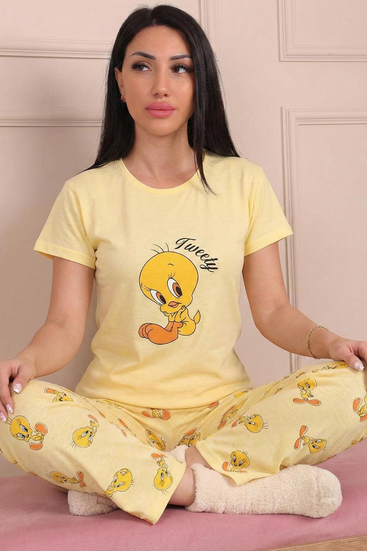 Niket Life Yellow Tweety Print Short Sleeve Long Pajama Set