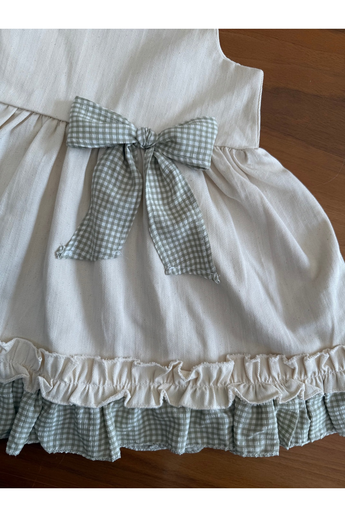 Mini Chics Pötikare Fırfırlı Keten Kız Çocuk Jile fotoğrafı 3 (önizleme)