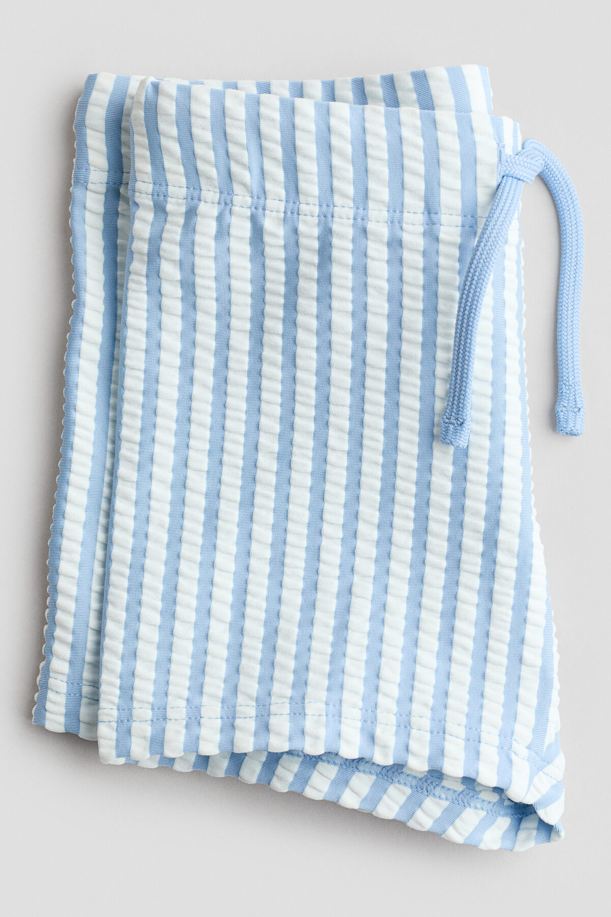 H&M Kısa Şort Mayo fotoğrafı 2 (önizleme)