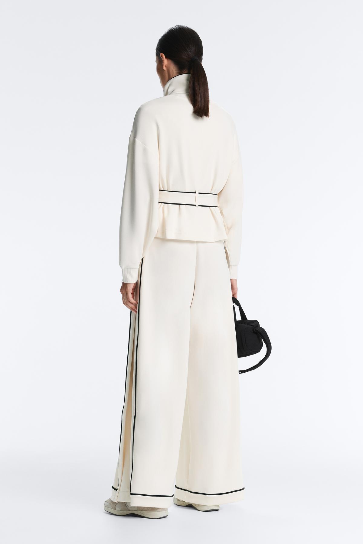 Oysho  Kontrast Piping Detaylı Yumuşak Dokunuşlu Modal Geniş Paça Pantolon - Görsel 8