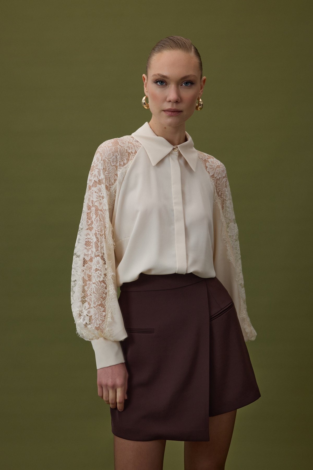 Sateen  Kolları Dantel Detaylı Gömlek - Bej - Görsel 4