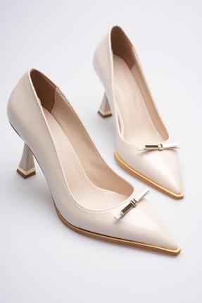 ESATSANİ Bej Rugan Gold Toka Detaylı Sivri Burun 9 Cm Topuklu Rara Stiletto K...