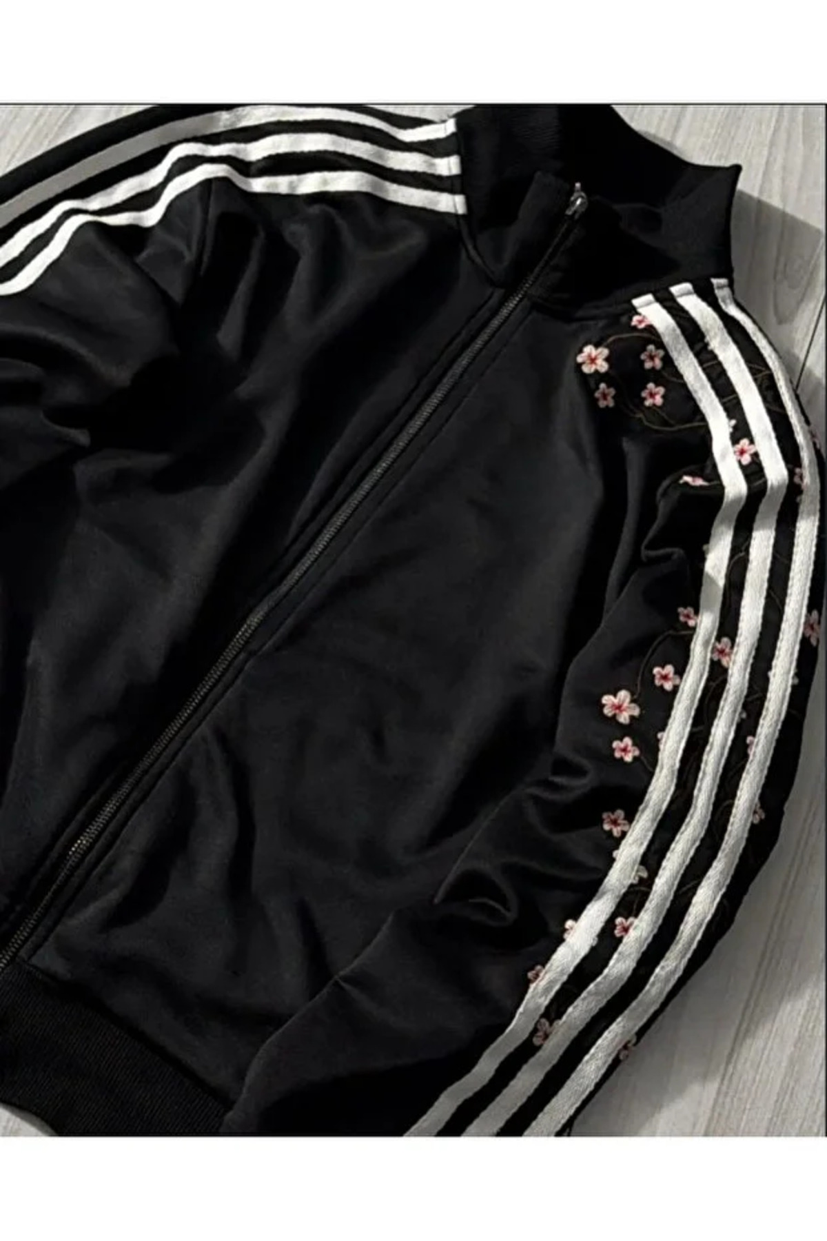 Violon  Siyah Çiçek Nakışlı Şeritli Unisex Fermuarlı Ceket - Görsel 2