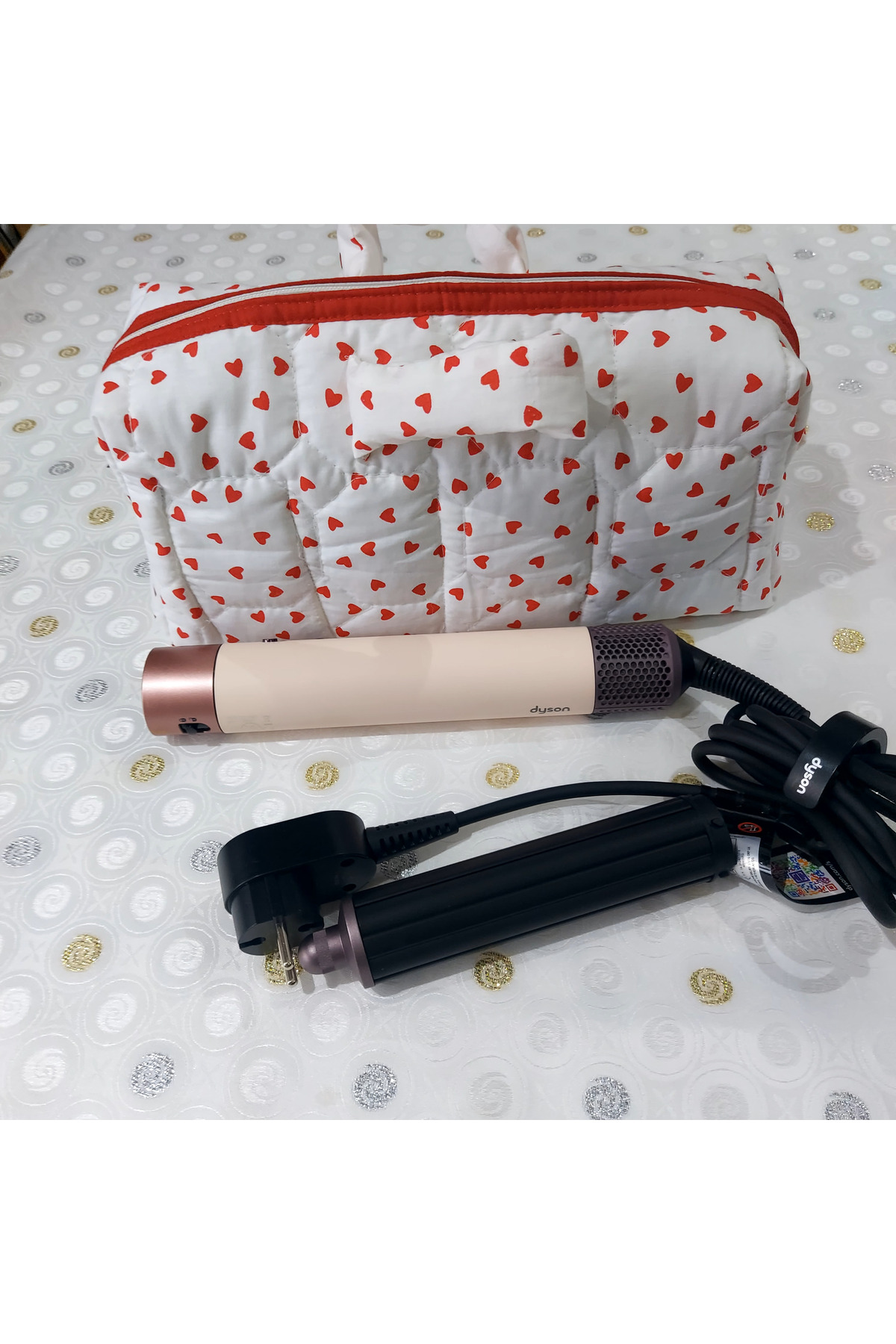 POFUDİK Kalp Desenli Taşıma Kulplu Airwrap ve Tüm Saç Şekillendiriciler için Büyük Boy Çanta Seyahat Çantası fotoğrafı 5 (önizleme)