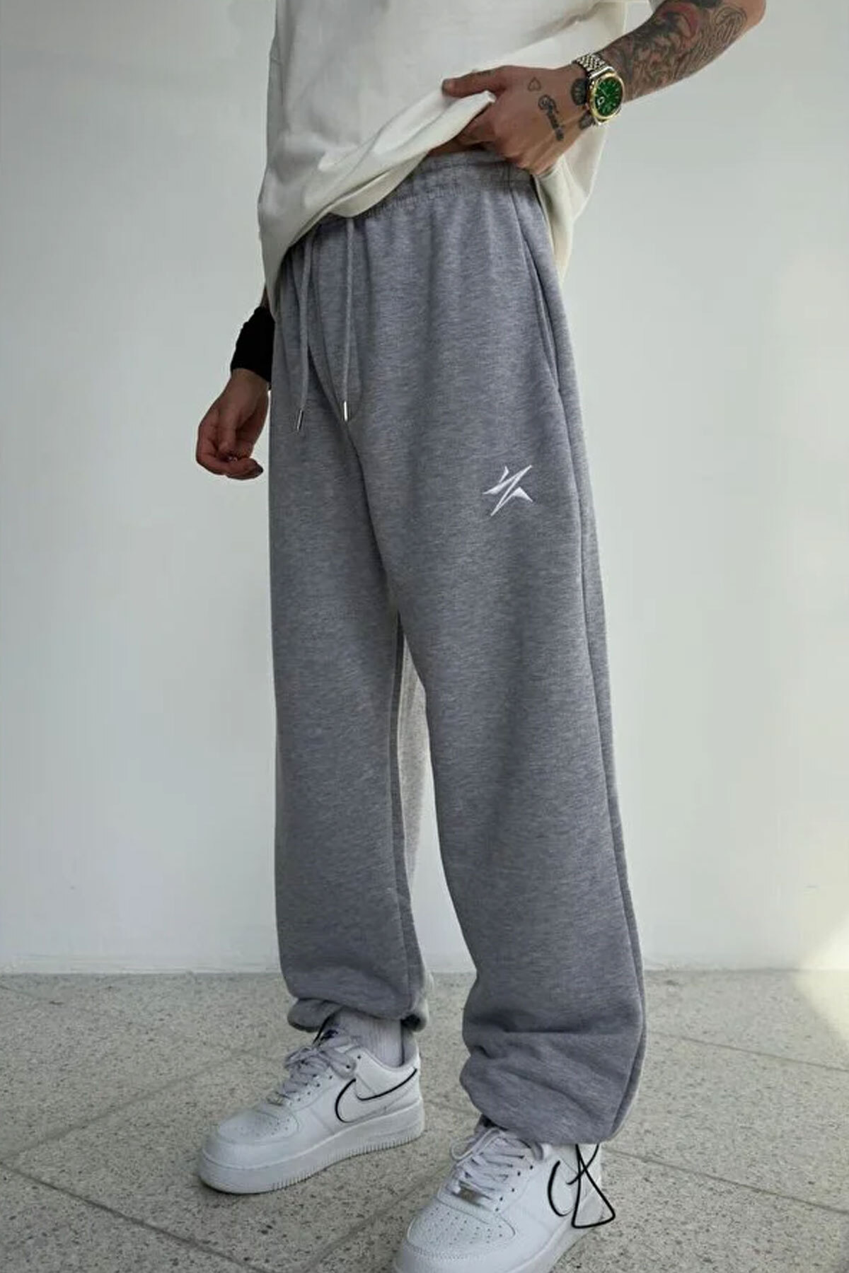 WEARTEX  Yıldız Baskılı Kışlık Kumaş Ayarlanabilir Paça Bol Eşofman Altı - Görsel 3