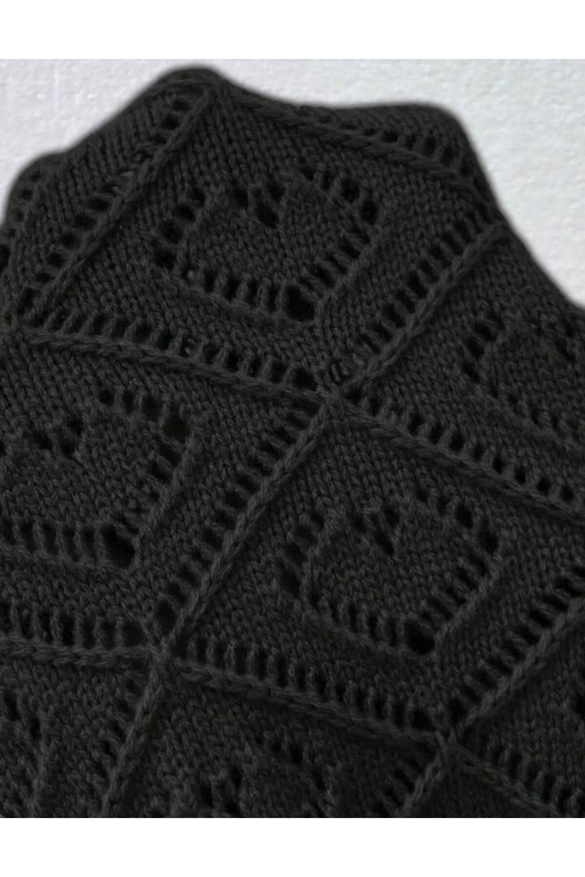 Gülçin Coşkun  Baklava Desen Düğmeli Ajurlu Bisiklet Yaka Ara Boy %100 Pamuk Kadın Triko Hırka - Görsel 7