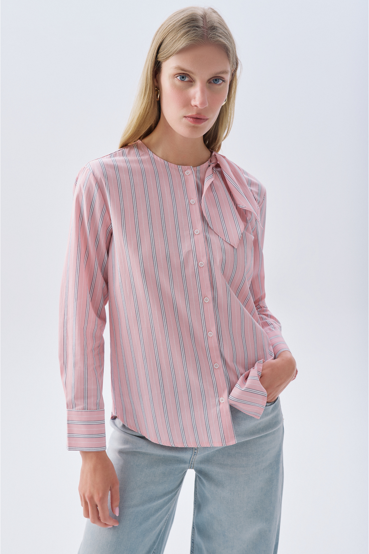 Mudo Women's Pink Striped Bow Detailed Long Sleeve Shirt