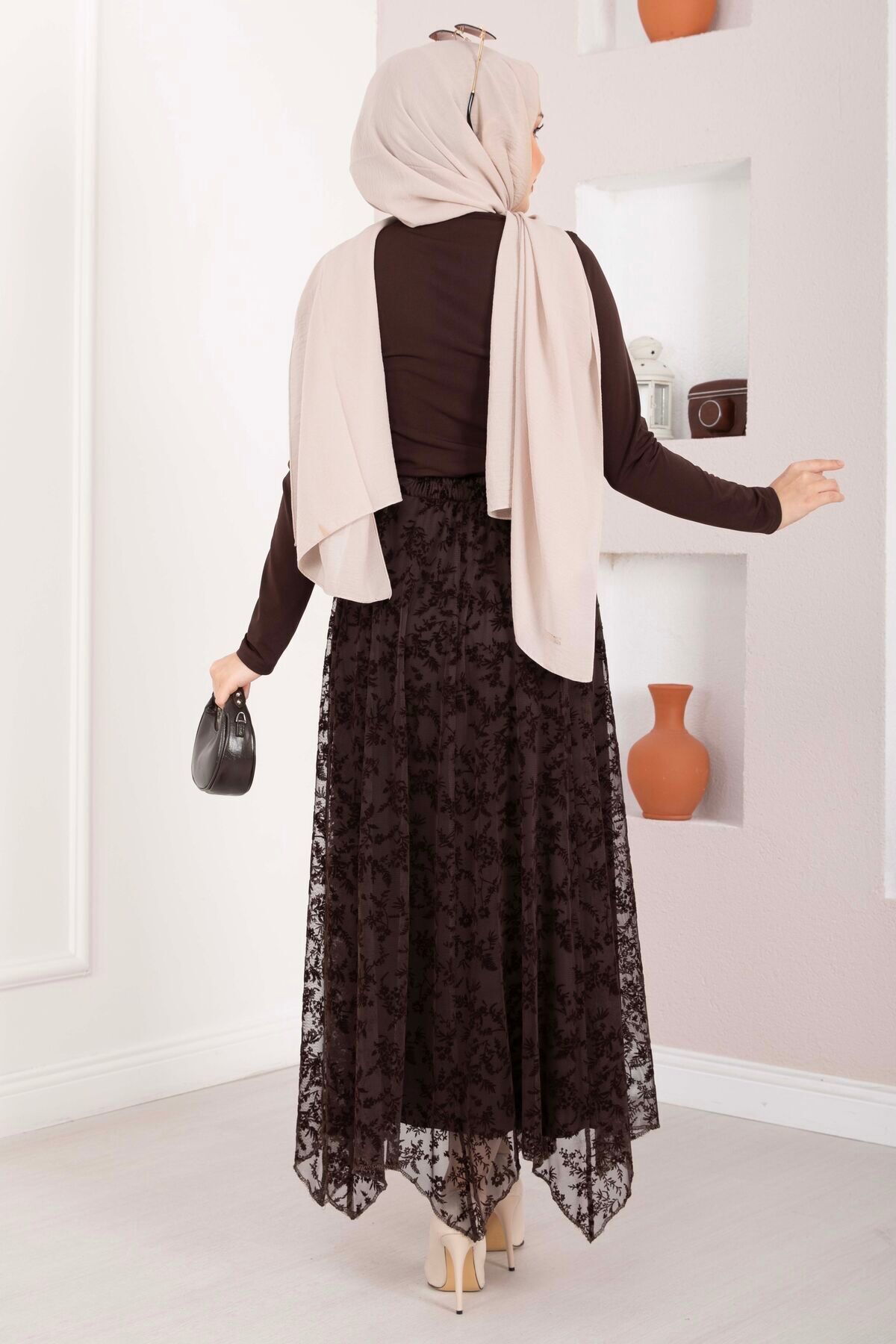EBRUTESETTÜR  Flok Baskılı Asimetrik Kesim Tül Etek Kahve - Görsel 5