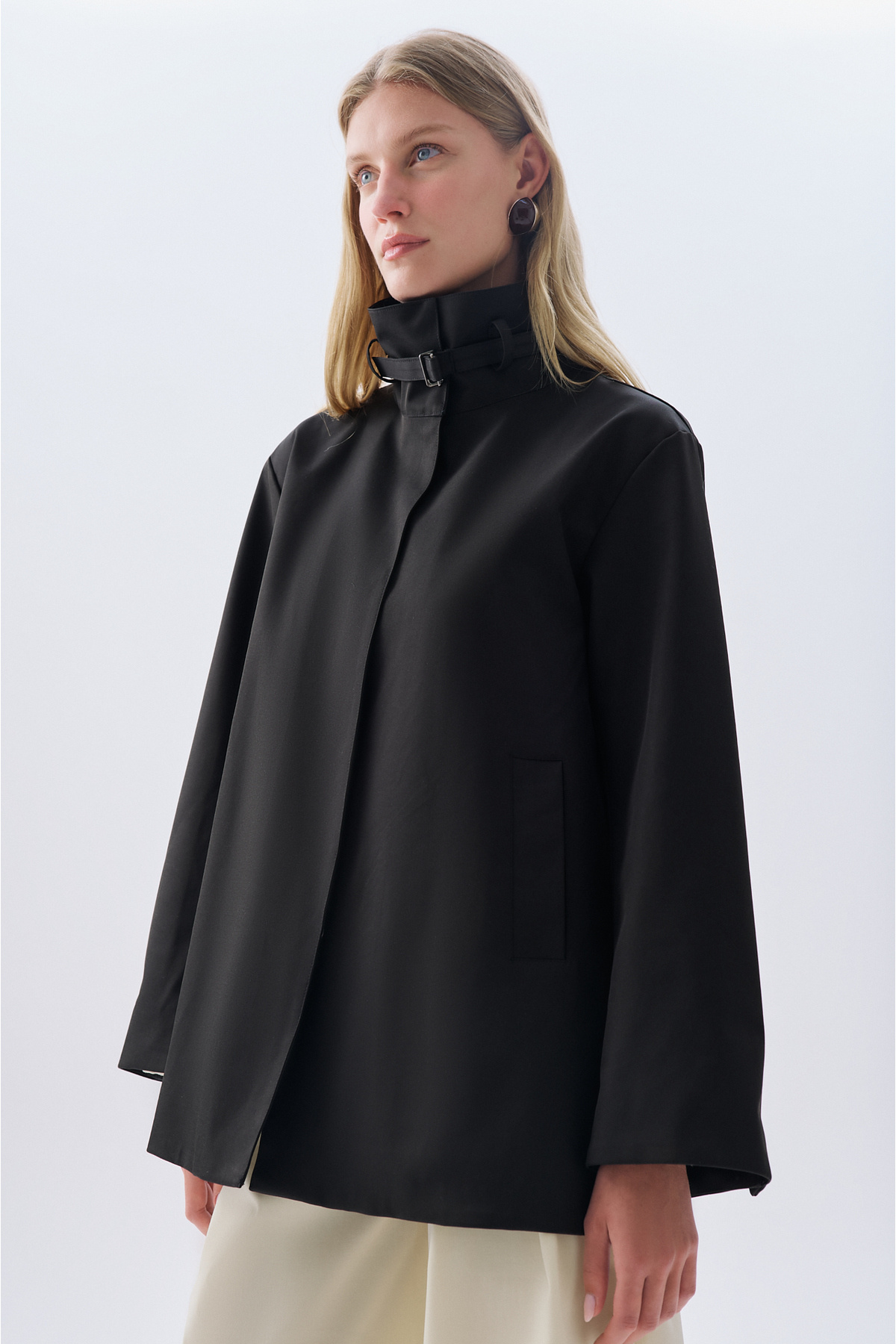 Mudo  KEMERLİ DİK YAKA YAĞMURLUK