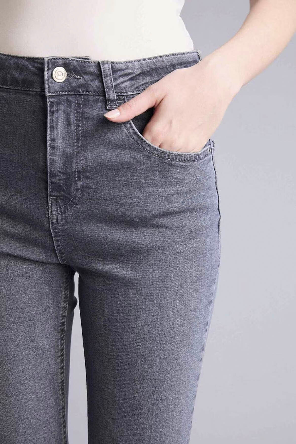 DeFacto Crop Flare Fıt Yüksek Bel Jean Pantolon G2217AX26SP görsel 4