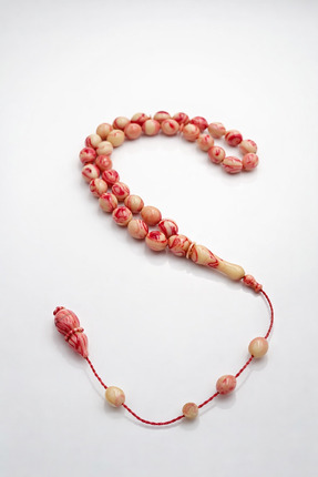 İbrahim Altıntaş Arpa Kesim Katelin Tespih Hareli Krem-Kırmızı – Premium Kali...