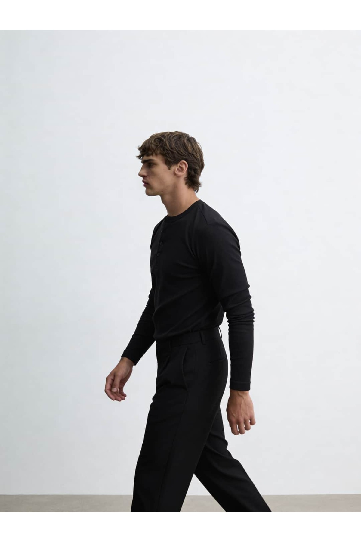 Atelier Old Money  Iconic Henley Siyah T-shirt SS7049 - Görsel 2