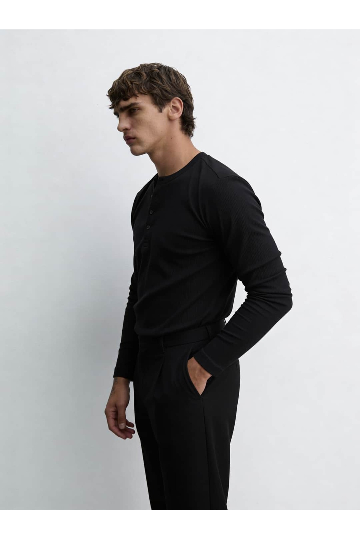 Atelier Old Money  Iconic Henley Siyah T-shirt SS7049 - Görsel 4