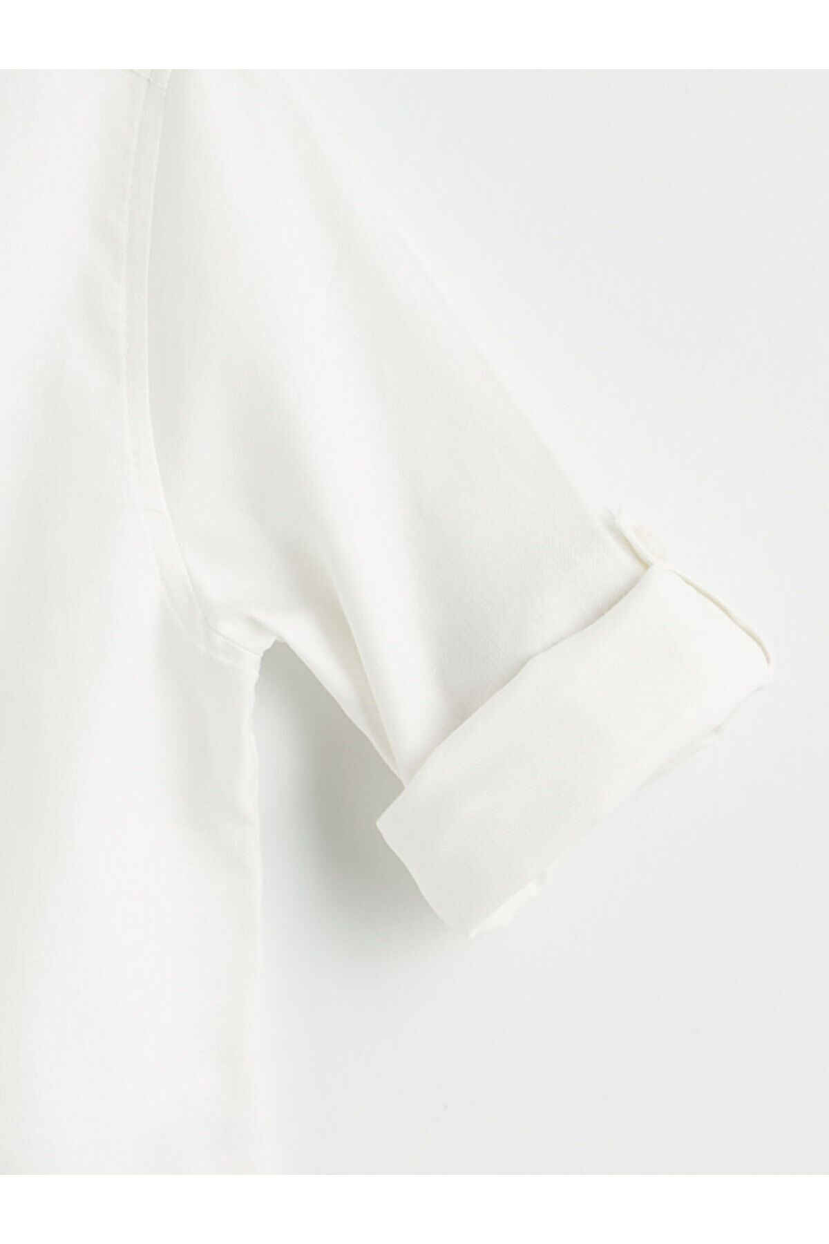 LC Waikiki Meral Collection Ekru Uzun Kollu Erkek Çocuk Gabardin Gömlek ve Papyon fotoğrafı 4 (önizleme)