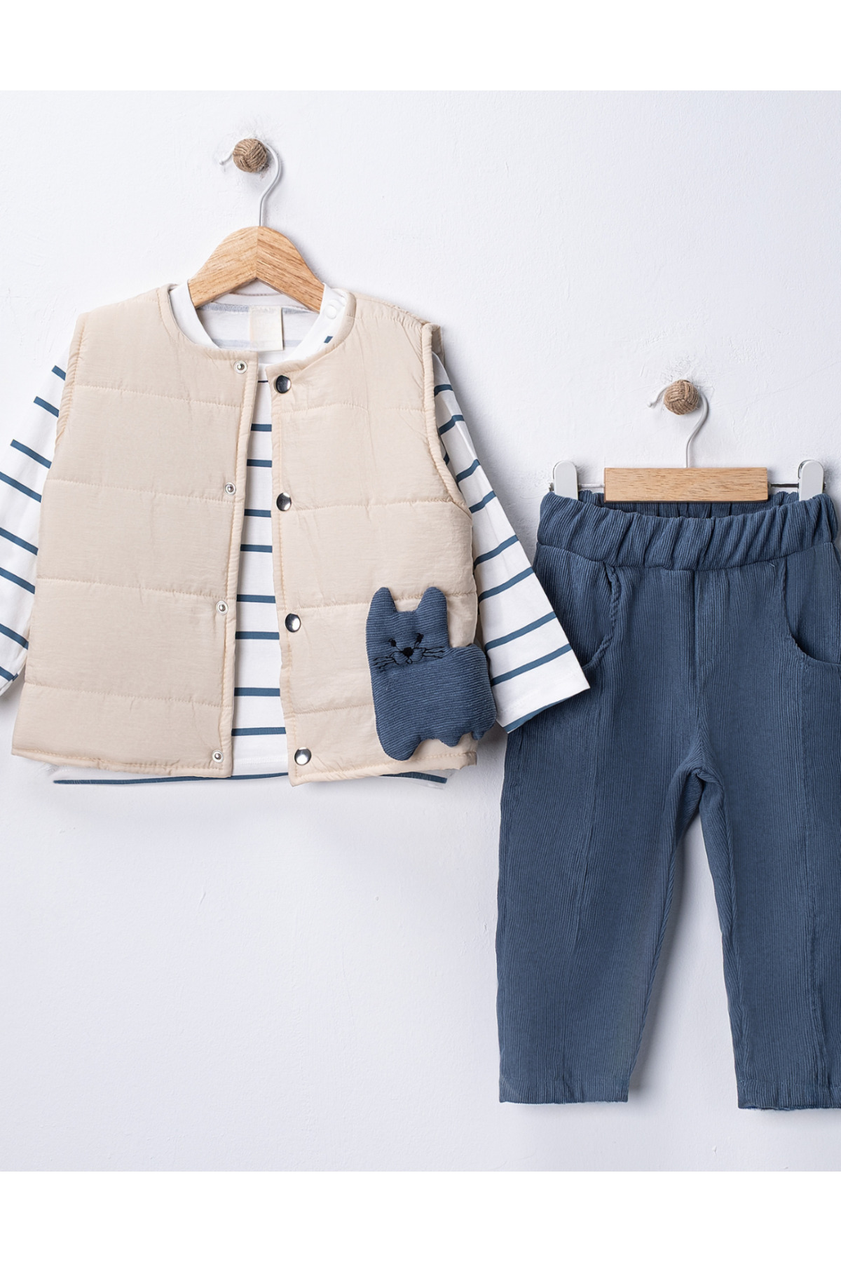 HARİKA KİDS Erkek Bebek 3’lü Takım 9-24 Ay Şişme Yelek %100 Pamuk Sweatshirt Kadife Pantolon fotoğrafı 3 (önizleme)