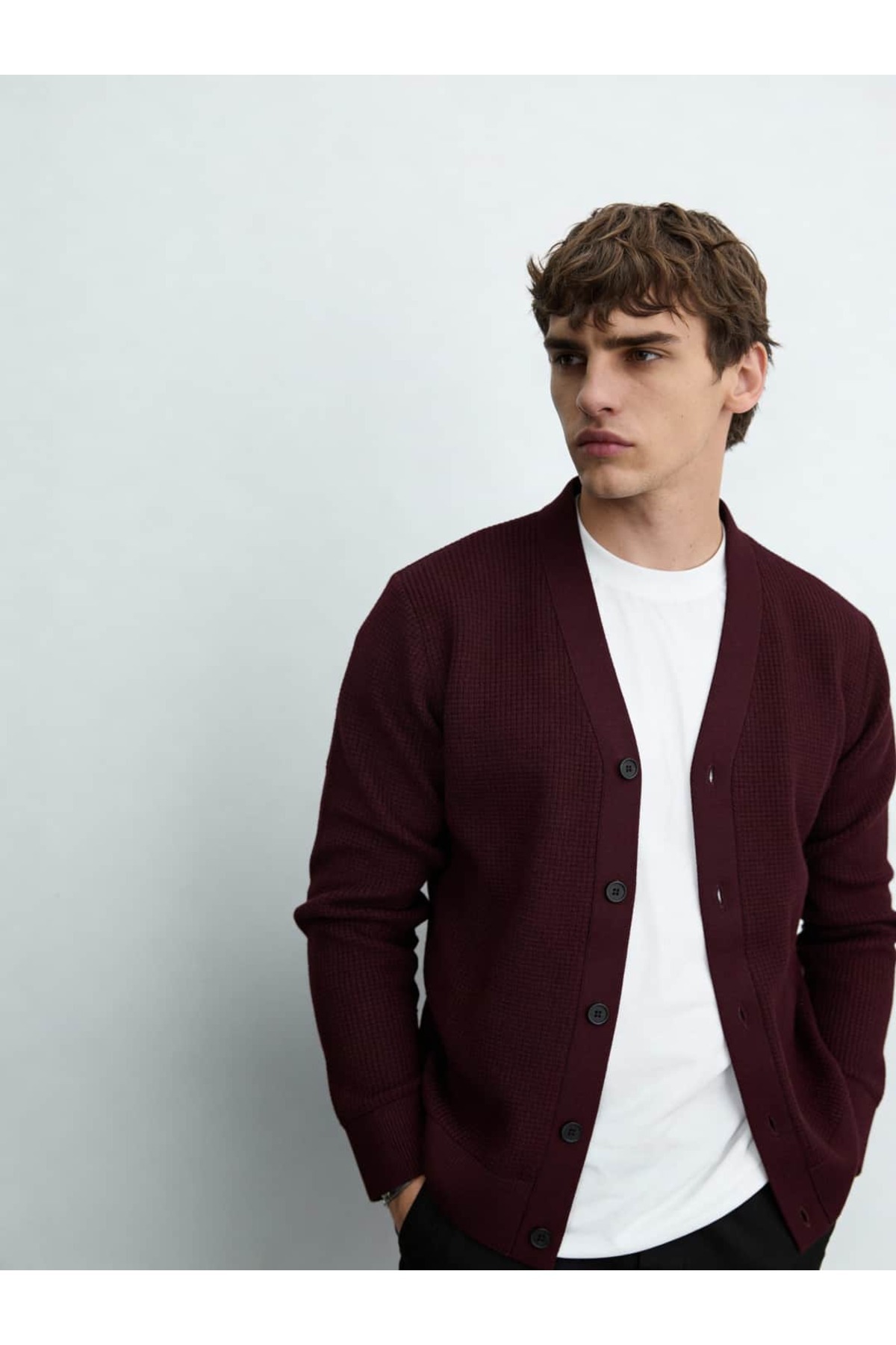 Bowery Knit Bordo Hırka FW5997 — زرشکی modern-sehir-stilini-minimal-cizgilerle- — تصویر 2 از 4