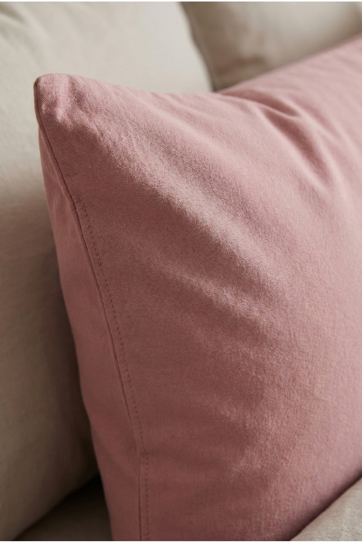 NESCO Dolgun Yan Yatış Hamile Yastığı Ve Dekoratif Uzun Yastık 50x150 Çift Kişilik Yatak Yastığı- 2200gr fotoğrafı 4 (önizleme)