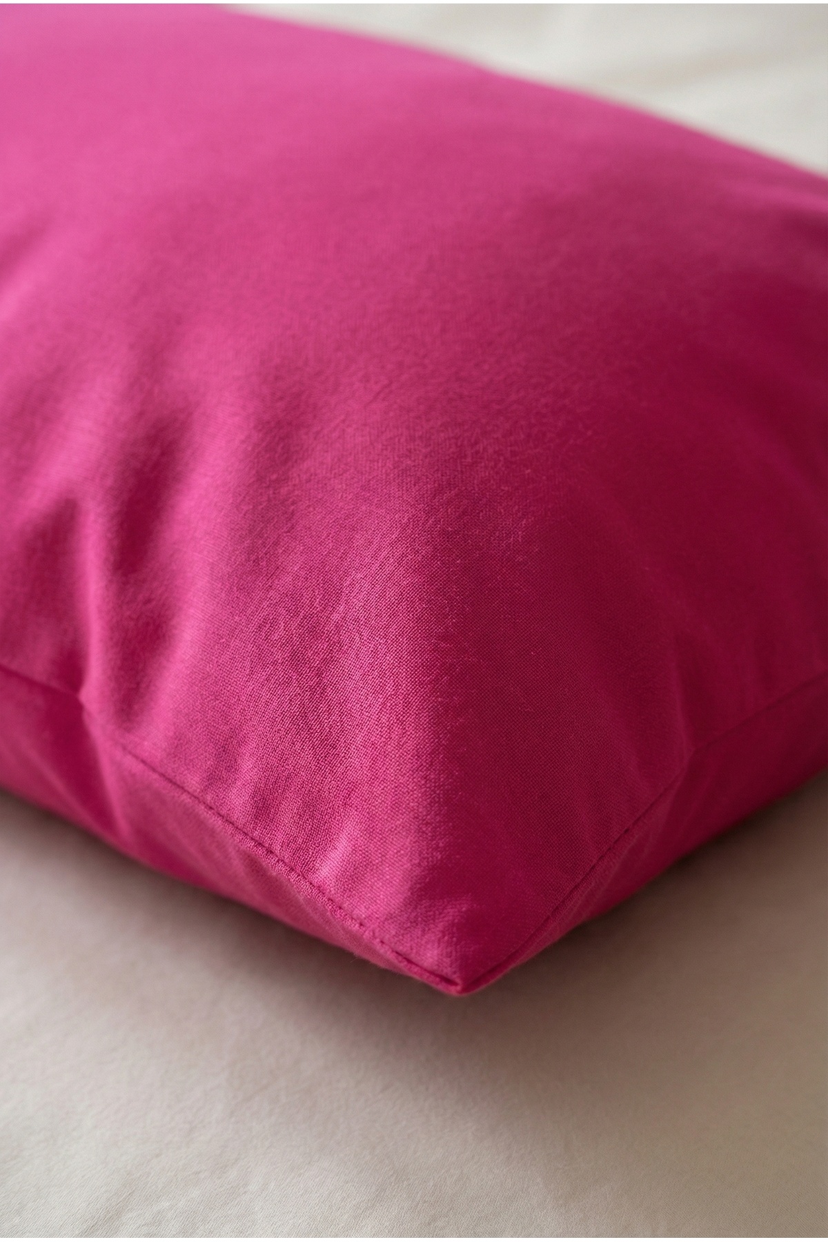 NESCO Dolgun Yan Yatış Hamile Yastığı Ve Dekoratif Uzun Yastık 50x150 Çift Kişilik Yatak Yastığı- 2200gr fotoğrafı 3 (önizleme)