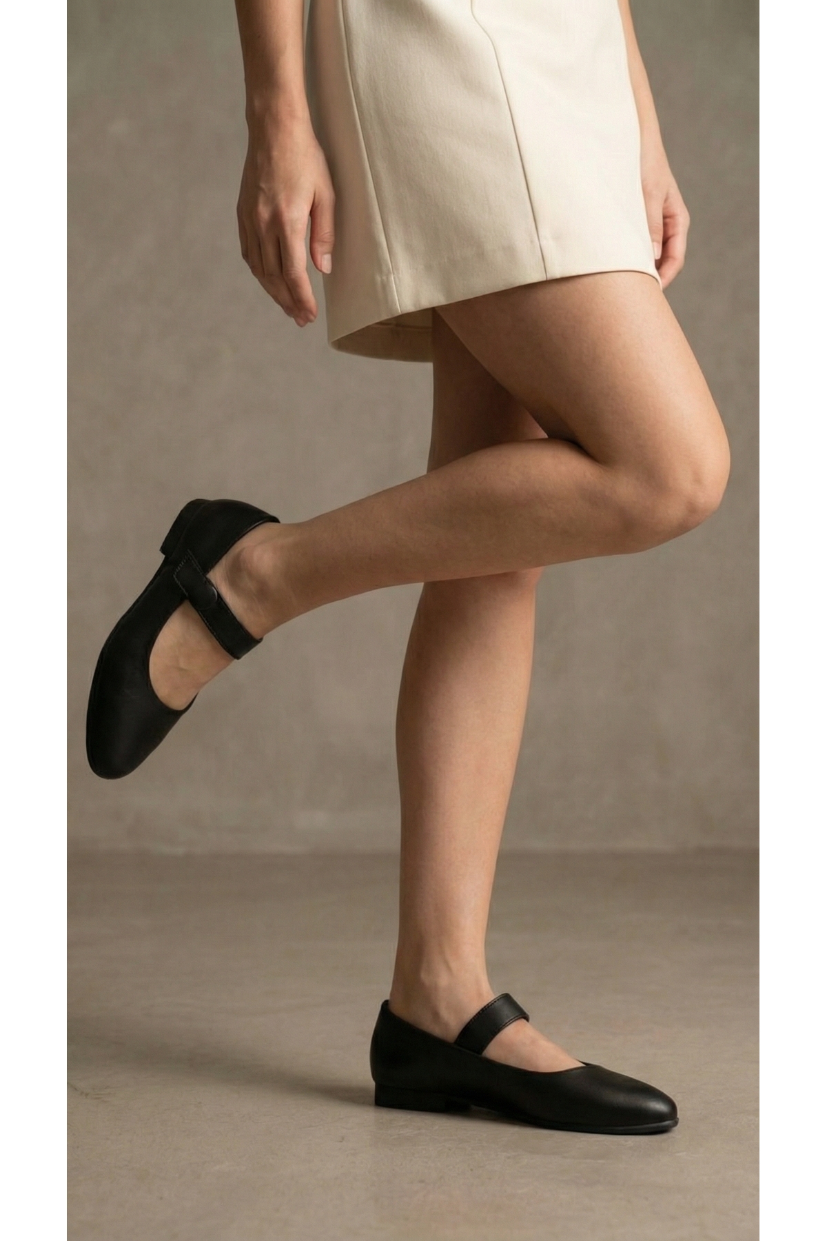 Beyond   Kadın Siyah Deri Lastik Tokalı Babet 1.5cm BYNDİMJ03 - Görsel 4