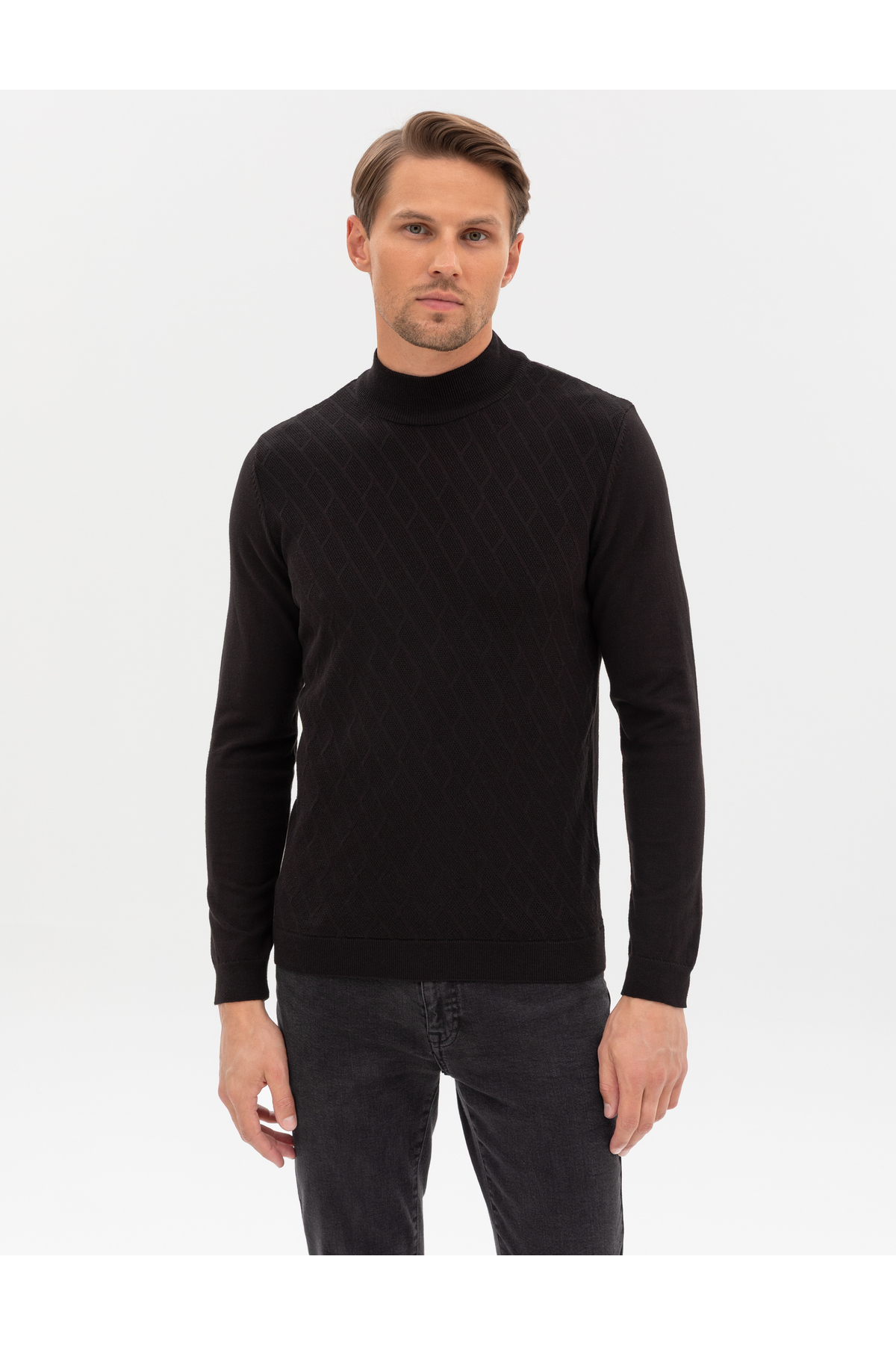 پیر کاردین ژاکت بافتنی یقه اسکی مشکی اسلیم فیت 50318128-VR046