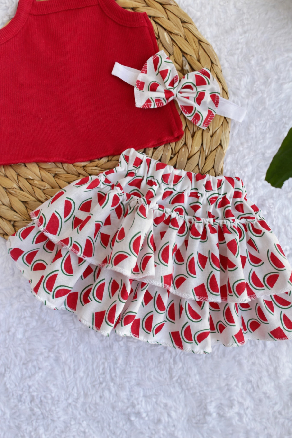 AKİF GİYİM KIZ BEBEK & ÇOCUK MEYVE DESENLİ KARPUZLU FIRFIRLI ETEK CROP BANDANA TAKIMI fotoğrafı 3 (önizleme)