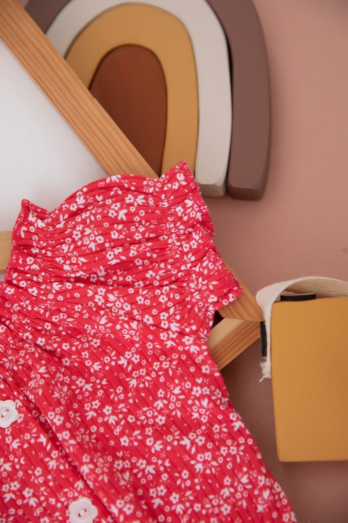 Egelite Kız Çocuk Yazlık 2-3-4-5-6 Yaş Fitilli Üst ve Kemerli Şortlu Şık 2'Lİ Alt Üst Takım fotoğrafı 3 (önizleme)