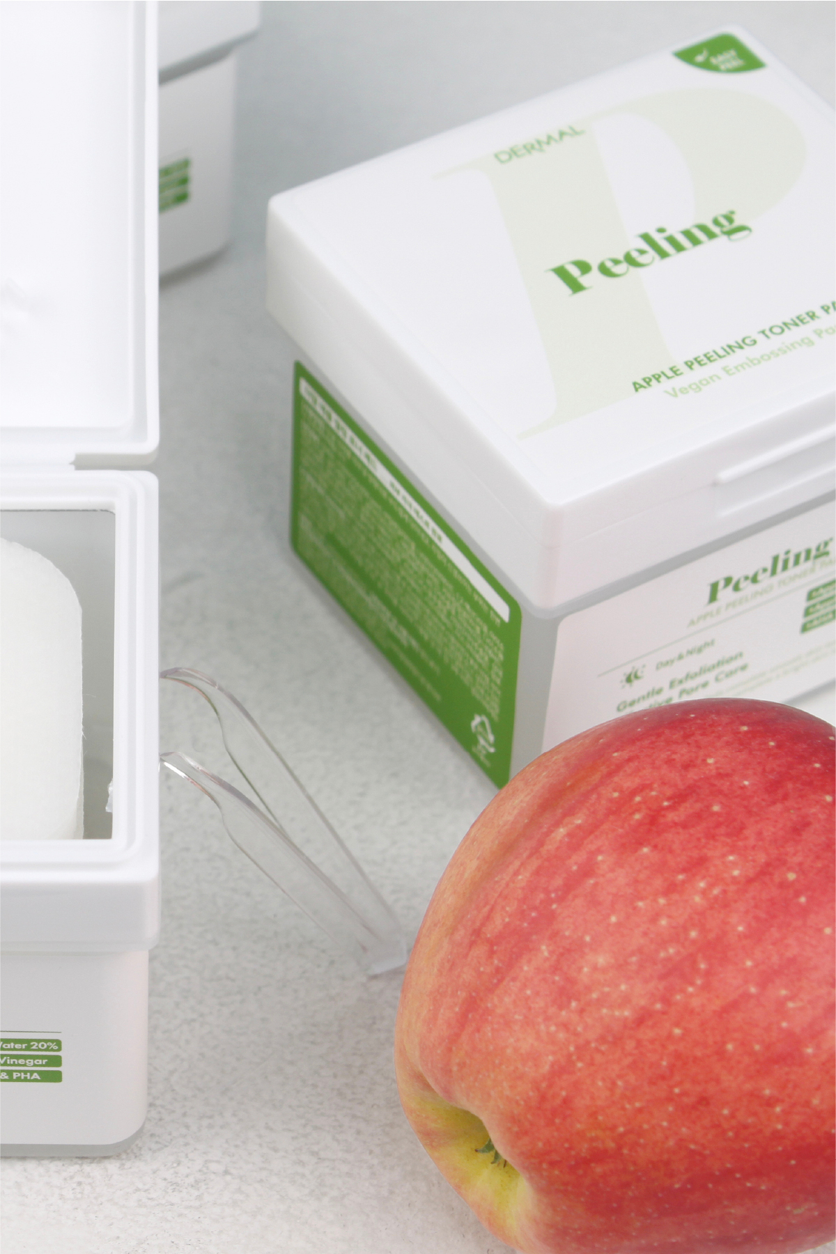 Elma Özlü Gözenek Temizleyici Aydınlatıcı Peeling Etkili Tonik Pedi 80 Adet Cilt Bakım Toner Pedi — DERMAL/PAD/009 — تصویر 7 از 7