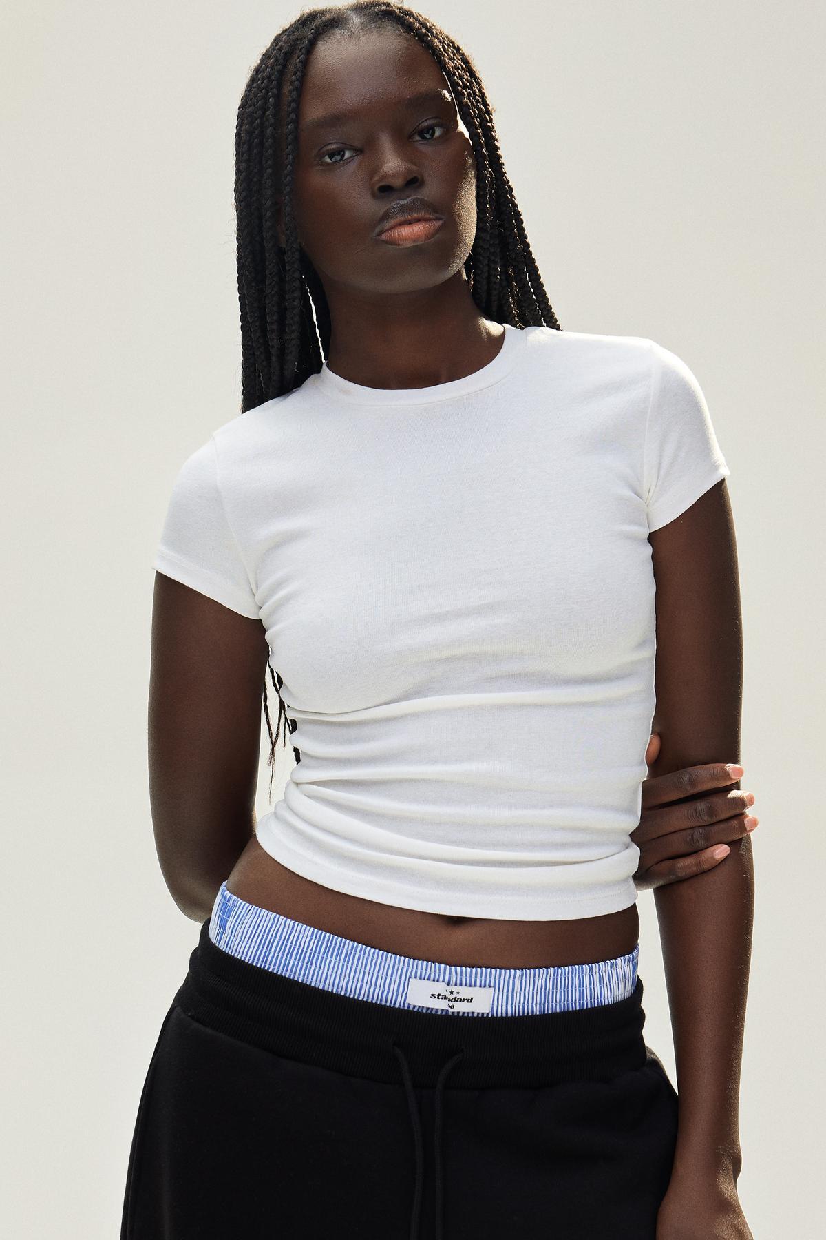 Bershka  Kısa kollu bisiklet yaka tişört