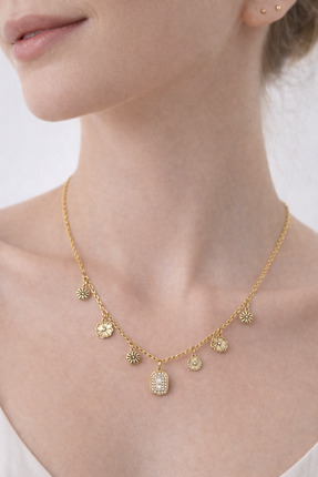 Zeraf Takı Zeraf Minimal Çicek Detaylı Sallantılı Taşlı Gold Kaplama Kadın Kolye