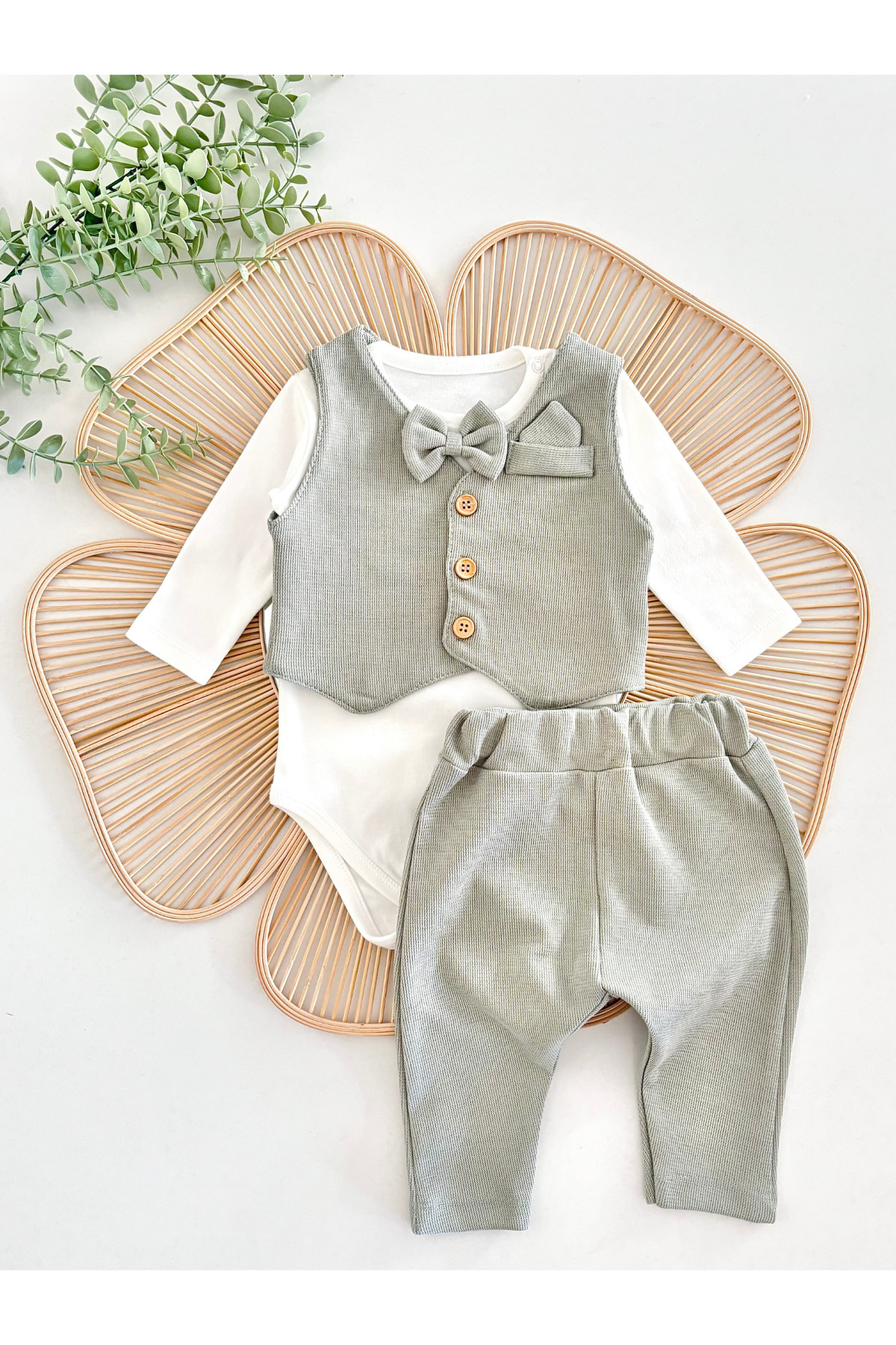 Jammybaby Adrian Smokin Yelek,Papyonlu Body ve Pantolon Erkek Bebek Yenidoğan Mevlüt Düğün Özel Gün Şık Takım fotoğrafı 2 (önizleme)