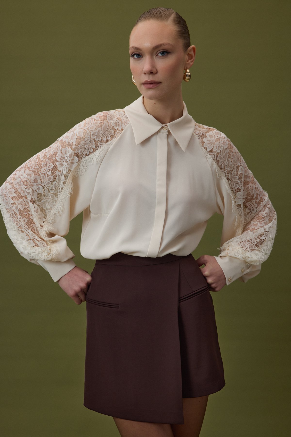 Sateen  Kolları Dantel Detaylı Gömlek - Bej - Görsel 5