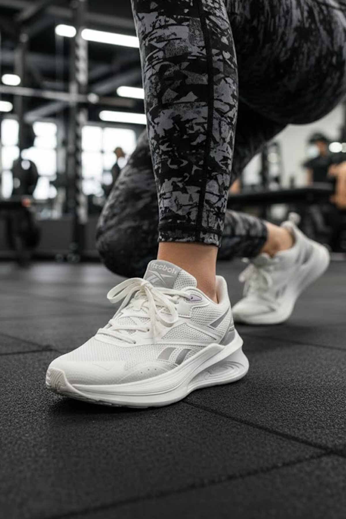 1_org_zoom کفش Reebok ریباک سفید زنانه - کفش ورزشی سبک برای مناسب دویدن و مناسب طبیعتگردی-C4 اورجینال - تصویر 1
