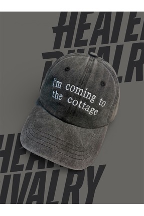 Stayberry Store Heated Rivalry i'm coming to the cottage Şapka