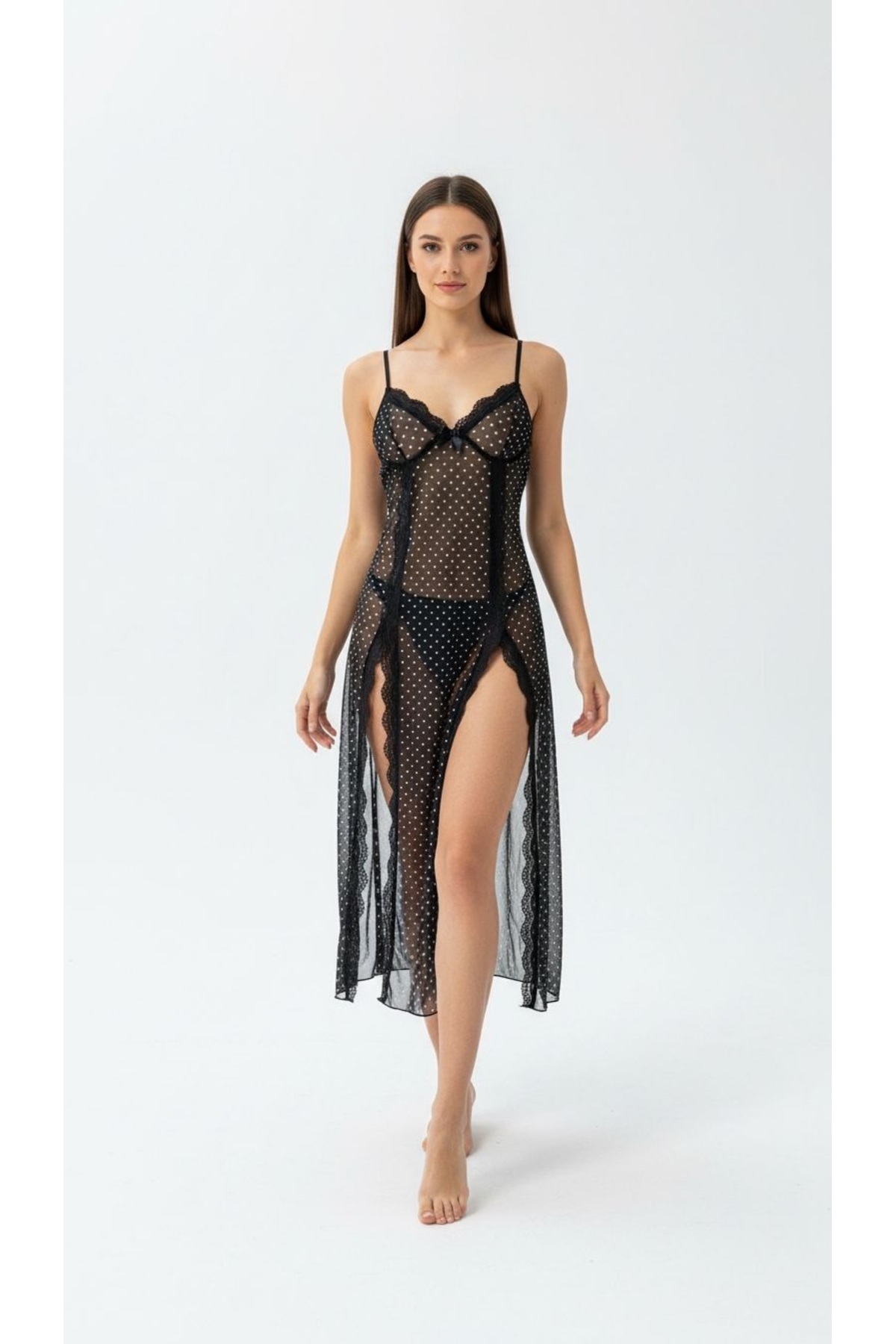 İZOSCA Puantiyeli Dantel Şeritli Özel Gece Elbisesi Gecelik