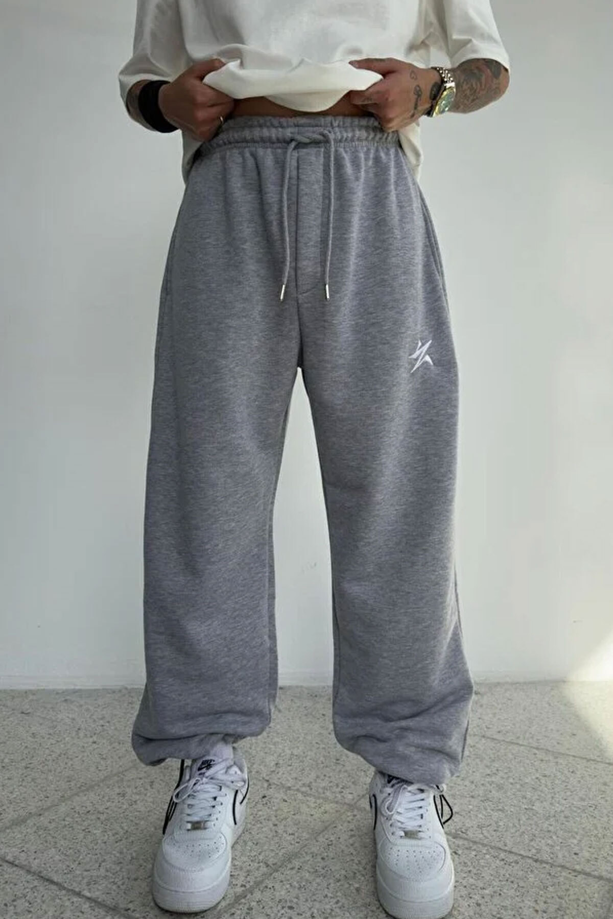 WEARTEX  Yıldız Baskılı Kışlık Kumaş Ayarlanabilir Paça Bol Eşofman Altı