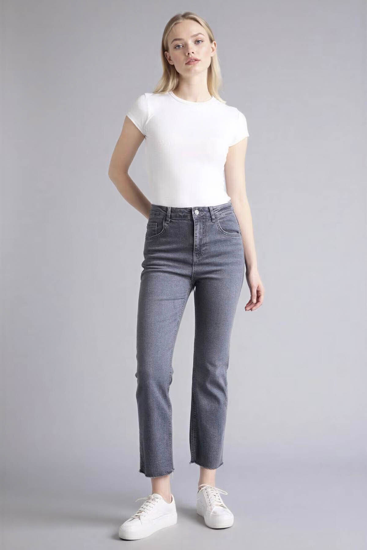 DeFacto Crop Flare Fıt Yüksek Bel Jean Pantolon G2217AX26SP