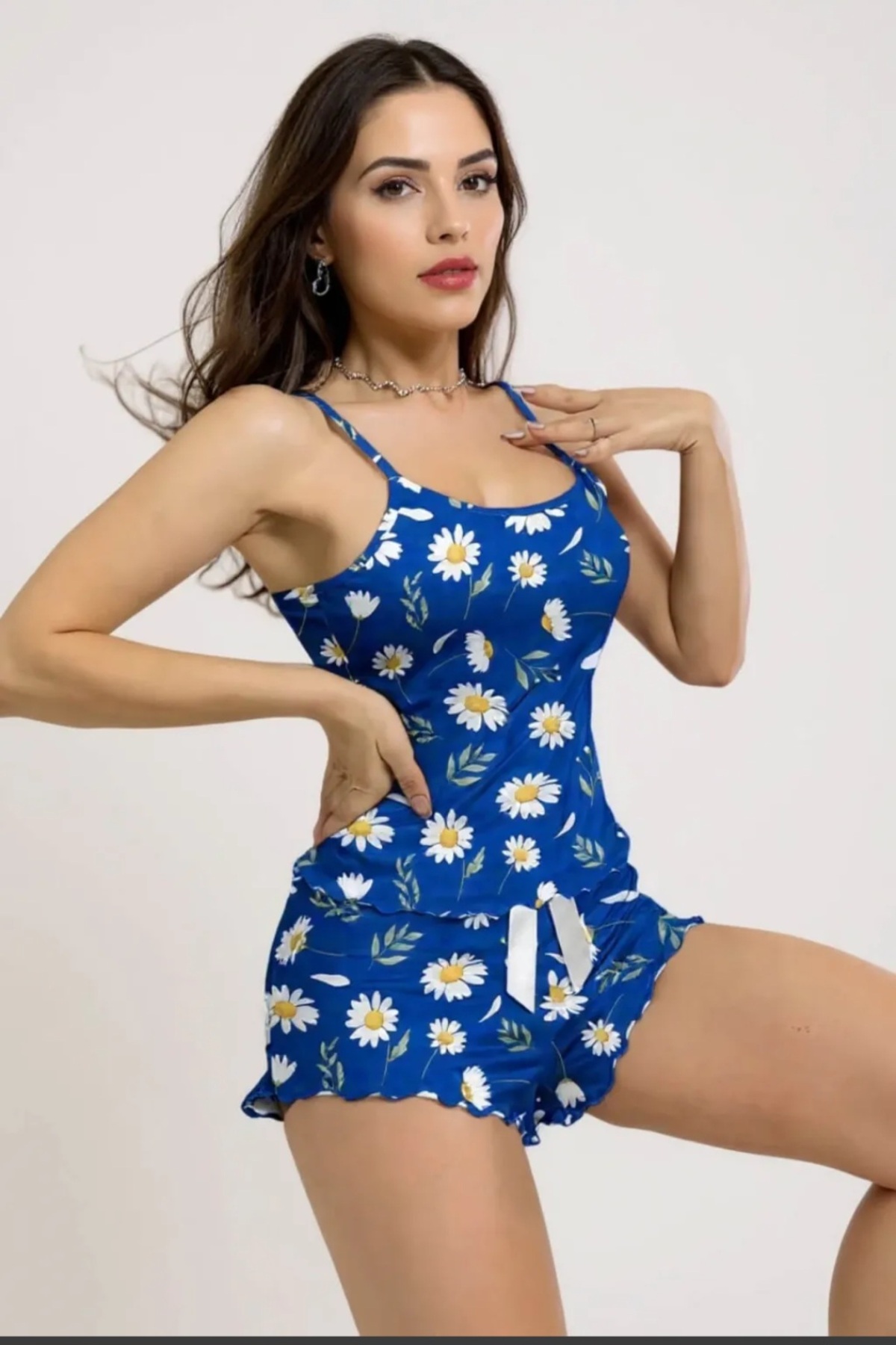 shop Papatya Desenli Mavi Askılı Şortlu Pijama Takımı