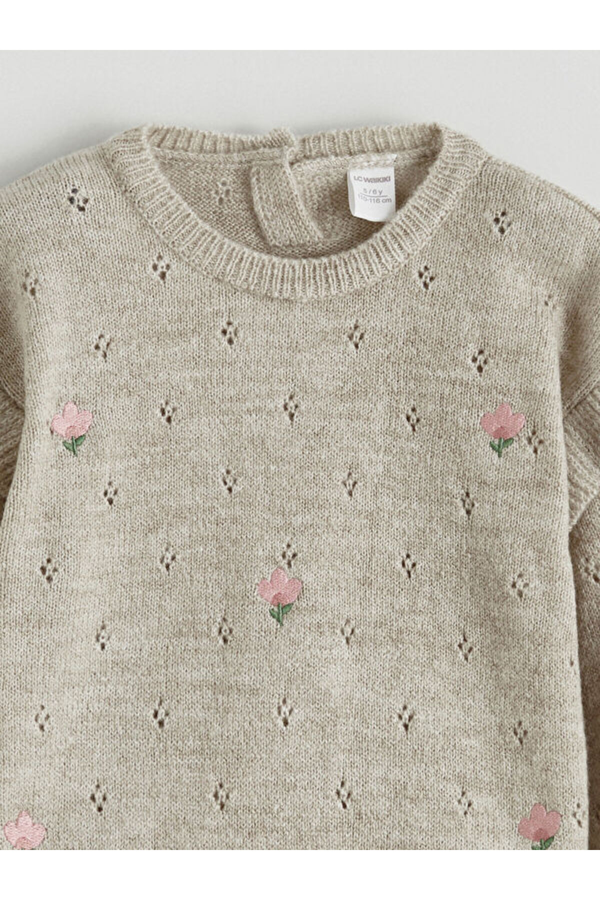 LC Waikiki RMZ GİYİM FARKIYLA Sıfır Roba Yaka Kız Çocuk Kazak fotoğrafı 2 (önizleme)