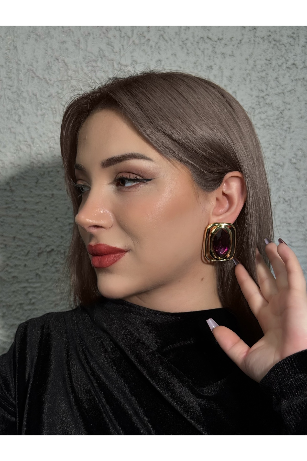 Sawarovski Gemstone diamont shuttle earring gold plated