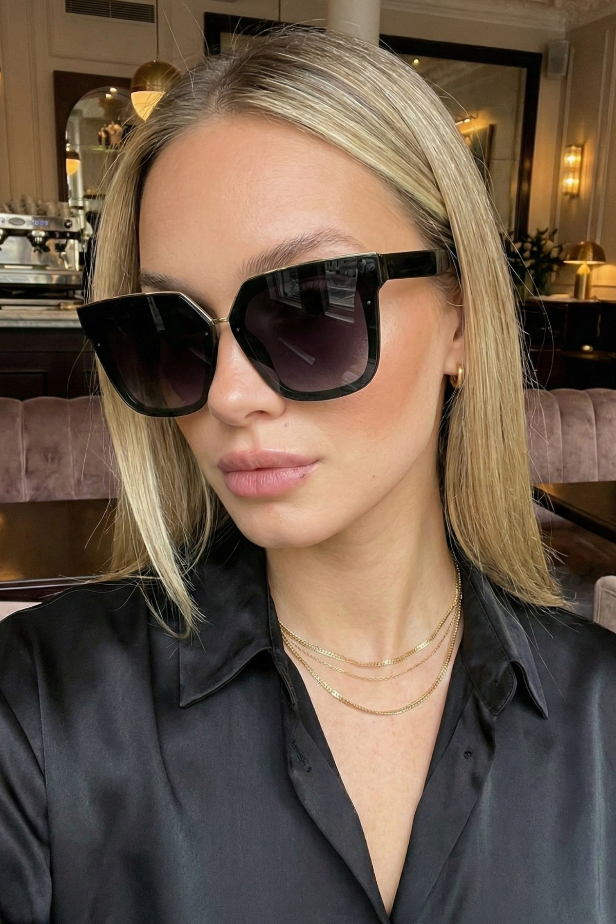 Chunky Frame Doah Kadın Siyah Gold Dedaylı Lüx Ultra Hafif Uv400 Filtreli Güneş Gözlüğü görsel 2