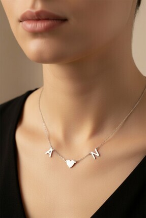 iniaHome 925 Ayar Gümüş Kalpli Baş Harf Kolye 40-45 cm Zincir Harfleri Bildir...