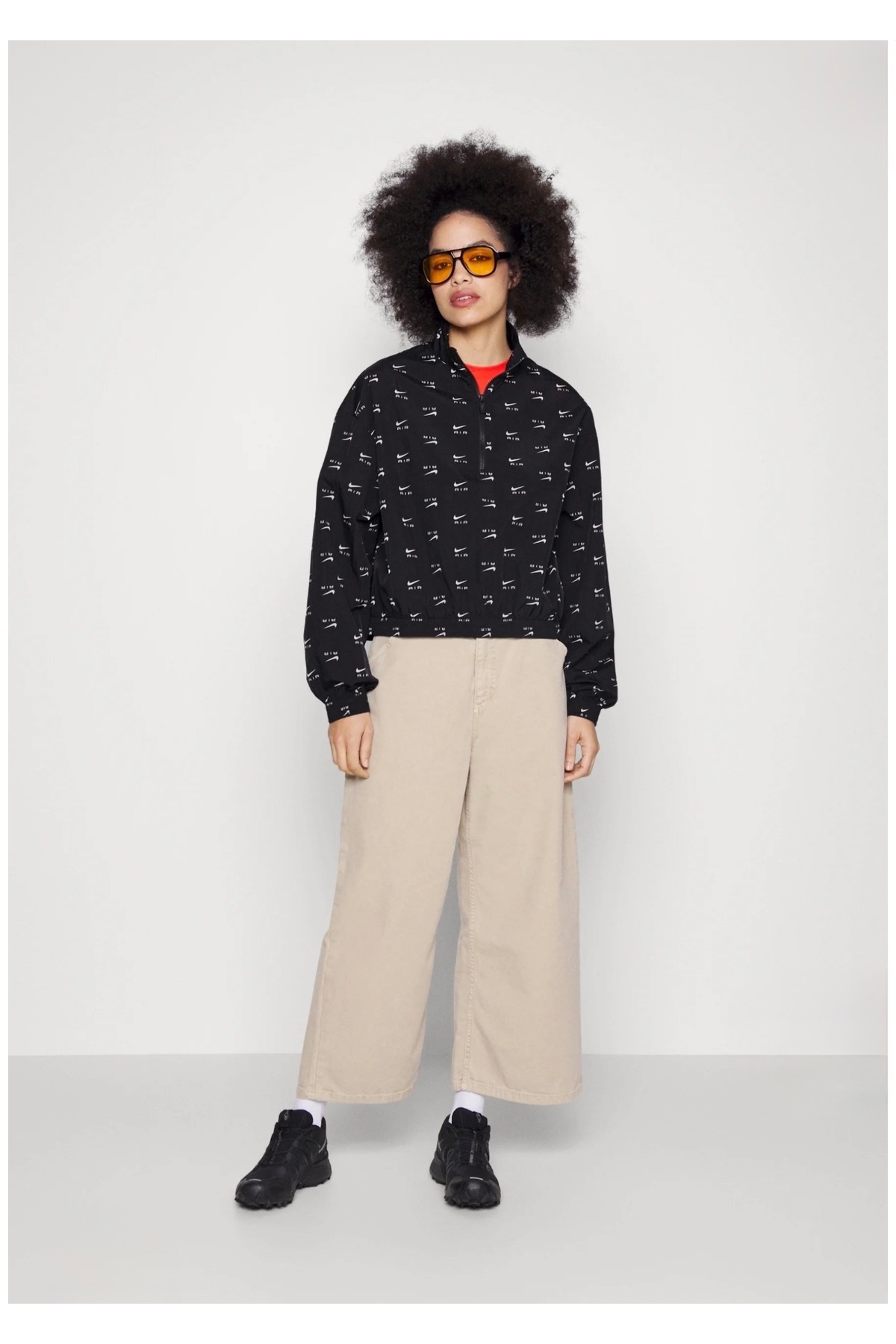 Nike Sportswear Air Allover Printed Mod Crop Woven Quarter-Zip Bol Kalıp Baskılı Siyah Kadın Ceket görsel 5