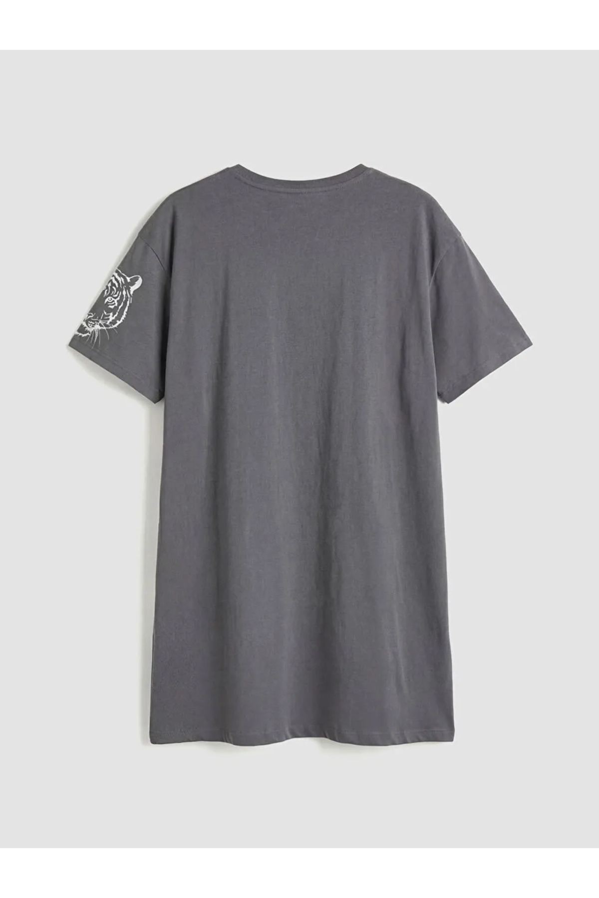 LC Waikiki Gri Stranger Things Baskılı Kadın Gecelik