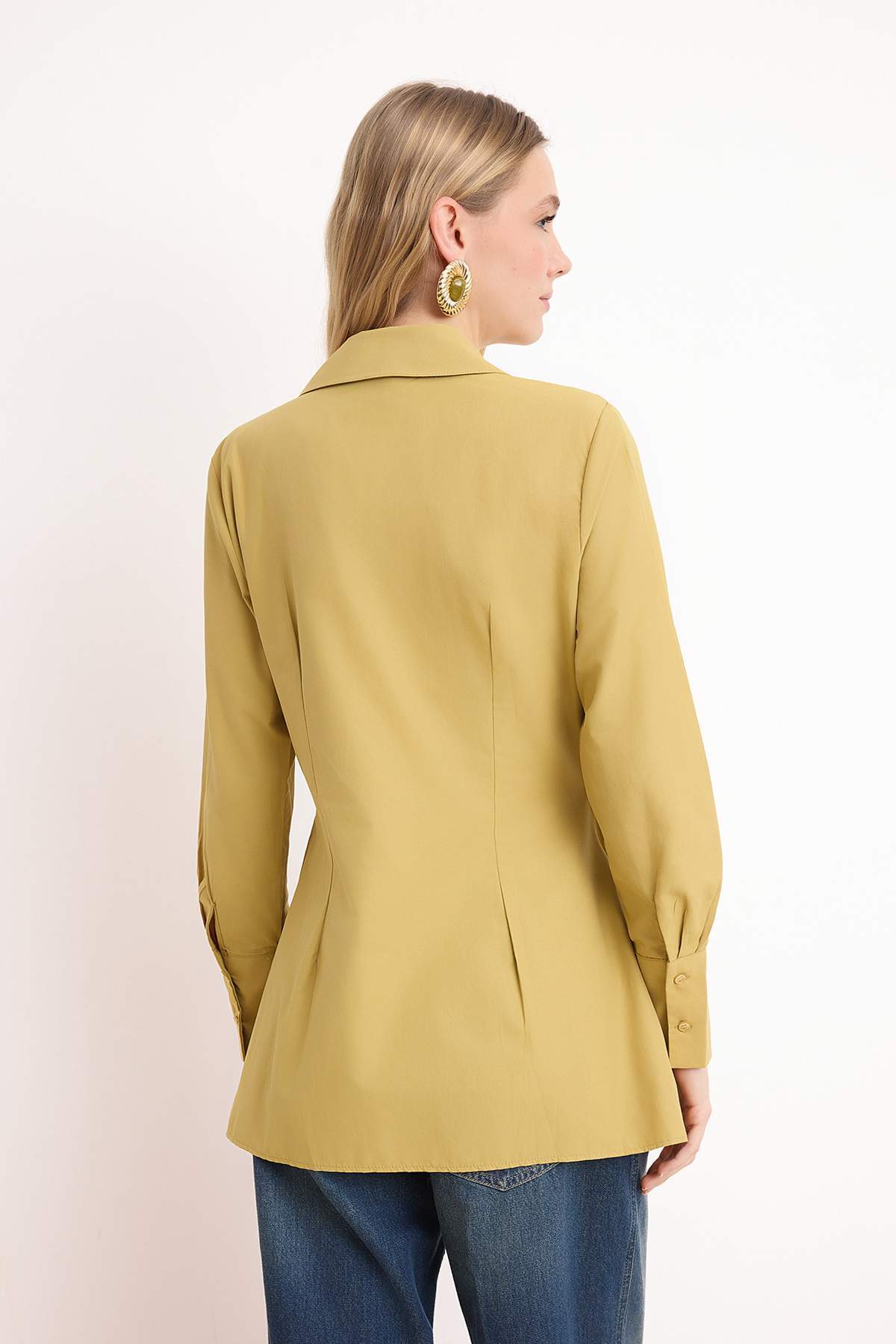 Trendyolmilla  Haki Kruvaze Metal Aksesuar Detaylı Regular/Normal Kalıp Gömlek TCTSS26TG00023 - Görsel 4