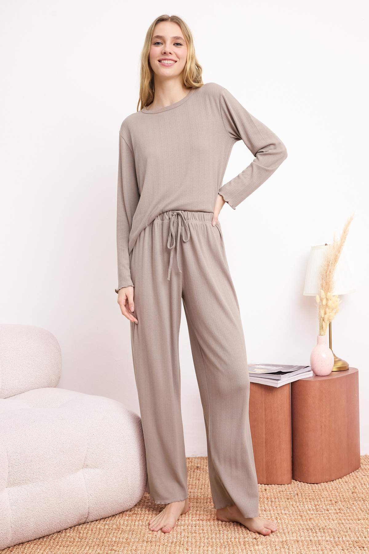 Trendyolmilla  Vizon Baby Overloklu Yumuşak Tuşe Kışlık Fitilli/Pointel Örme Pijama Takımı THMSS26PT00166 - Görsel 2