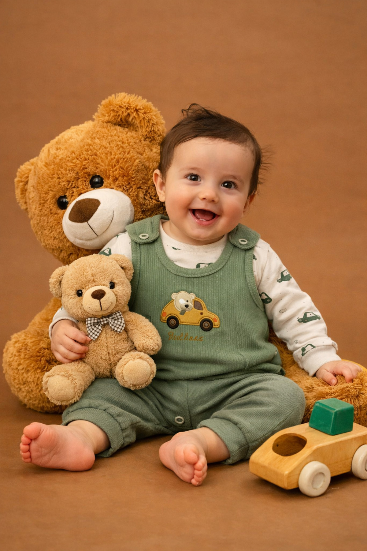 bebekyol Araba Nakışlı Erkek Bebek Tulum fotoğrafı 3 (önizleme)