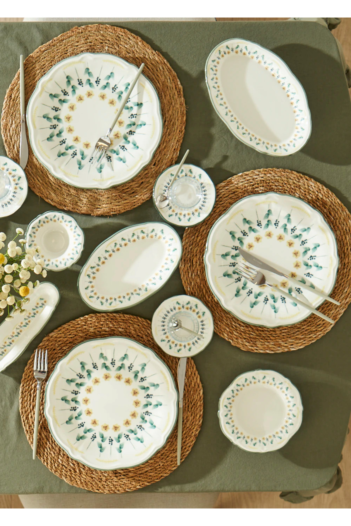 Adelina Stoneware 26-Piece Breakfast Set for 6 Green